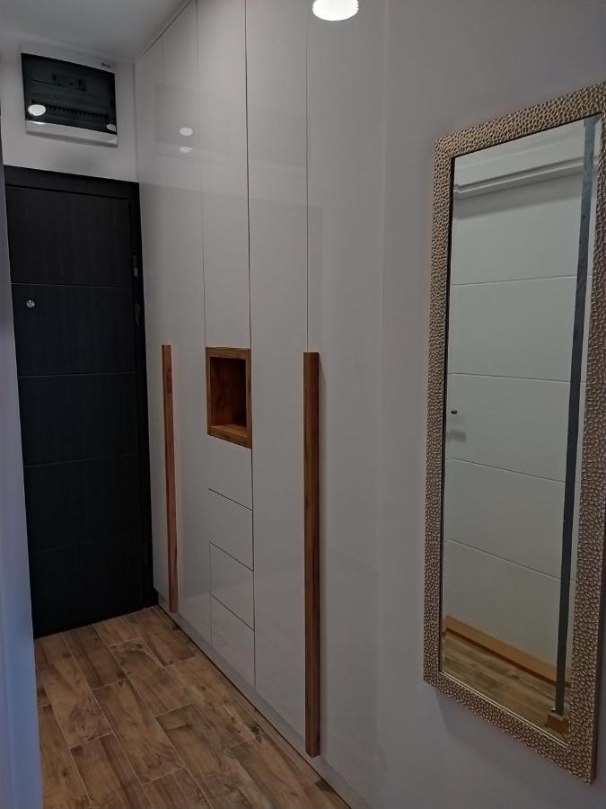 Apartman Milla Lux Нови-Сад Экстерьер фото