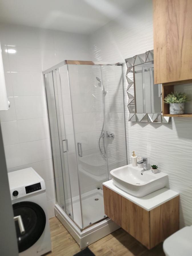 Apartman Milla Lux Нови-Сад Экстерьер фото
